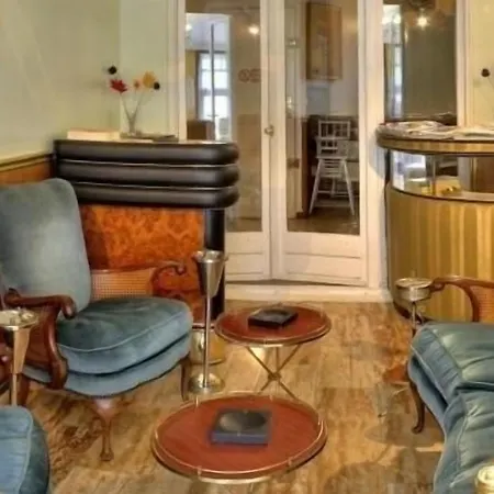 Des Ecluses Otel