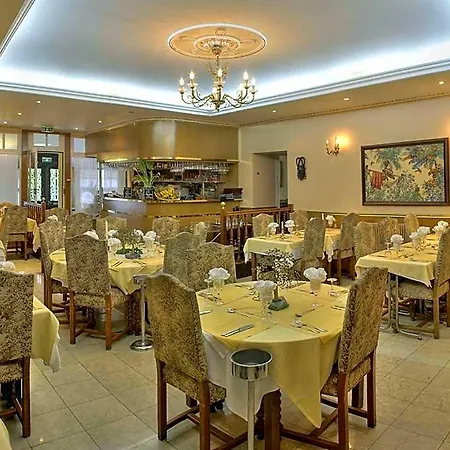 Otel Des Ecluses Carrières-sous-Poissy