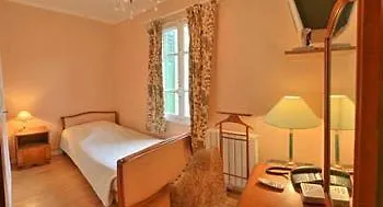 Hotel Des Ecluses 3*